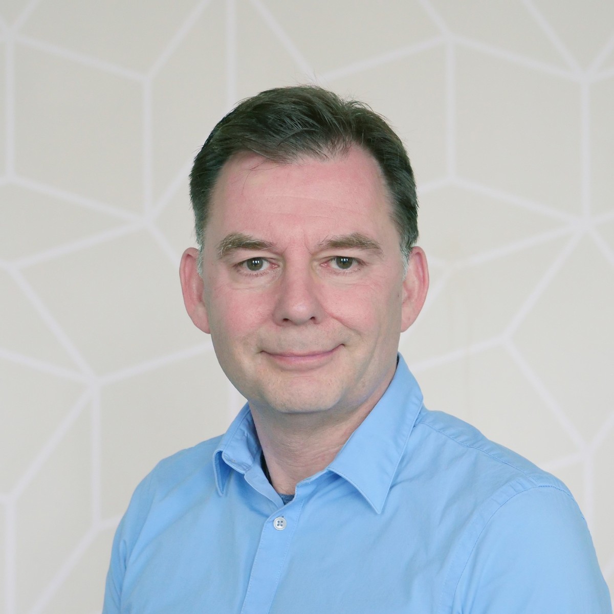 Dr. Stefan Lux